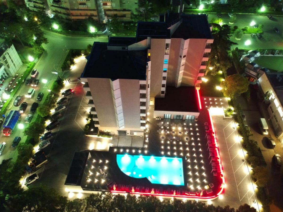 Domus Grand Hotel Rende Exteriér fotografie